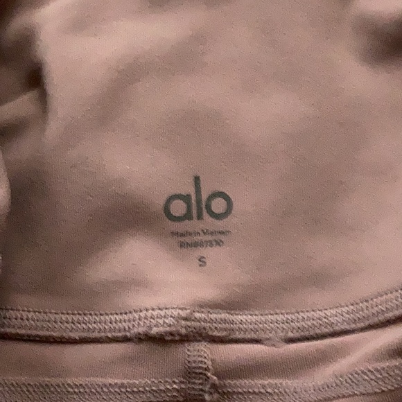 ALO Yoga dusty pink high waist strapped leg stirrup leggings - Picture 10 of 11